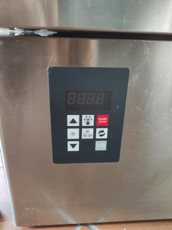 ABBATTITORE DI TEMPERATURA 3 TEGLIE GN 1/1 - immagine 3