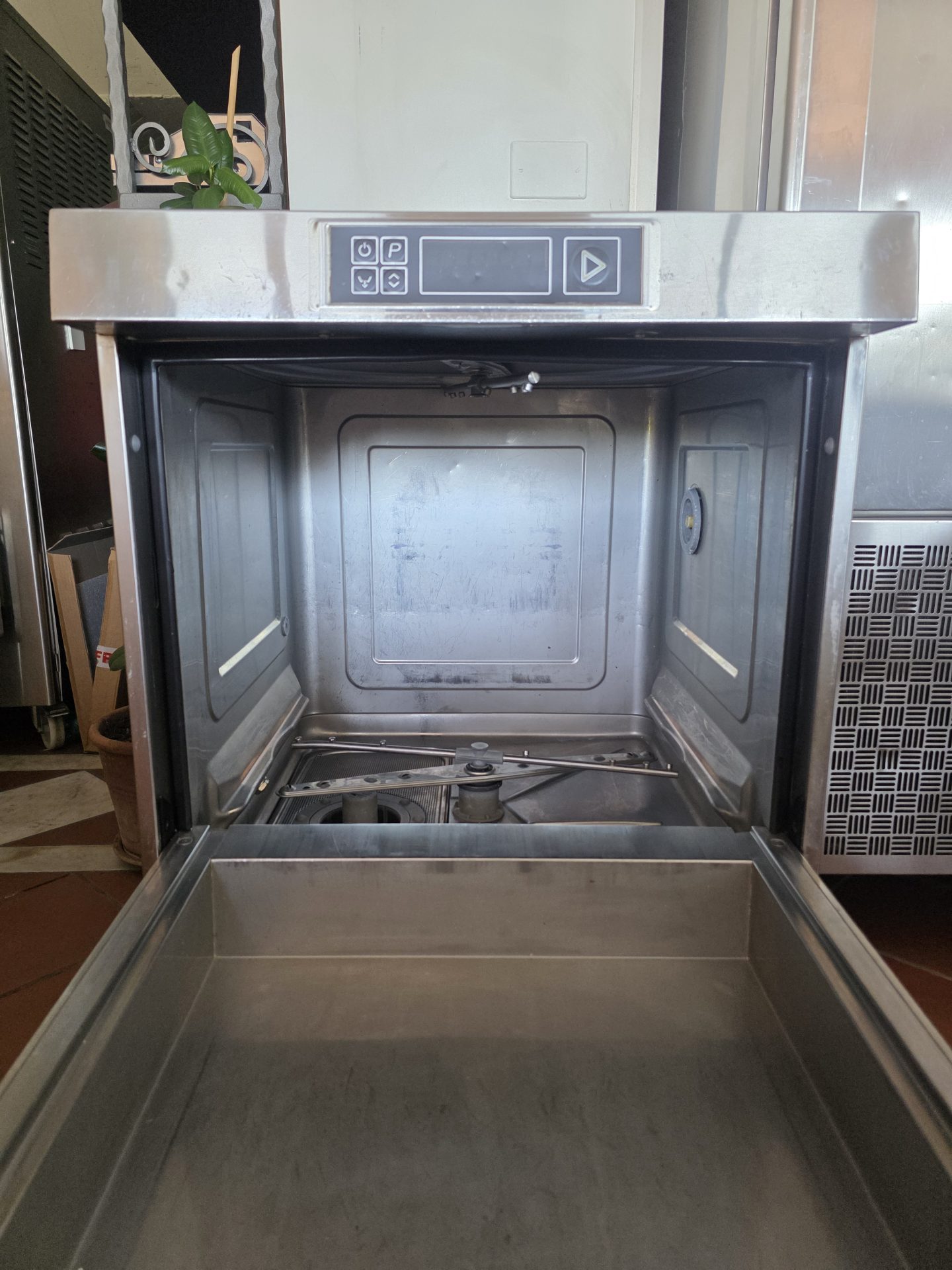 LAVASTOVIGLIE PROFESSIONALE DA SOTTOPIANO - immagine 3