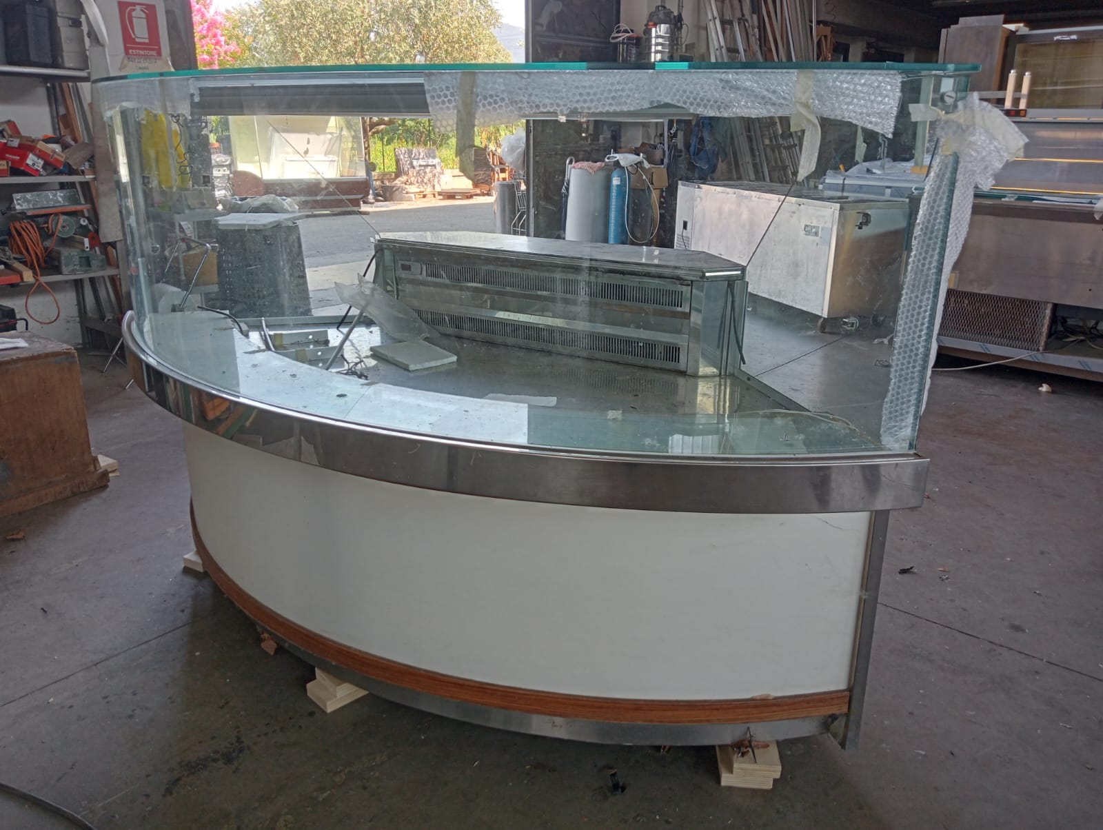 BANCO VETRINA REFRIGERATO CURVO
